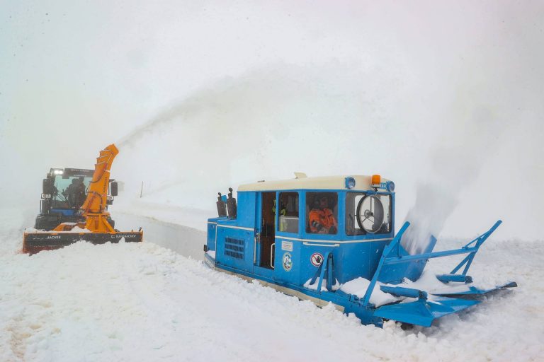 Schneeraeumung_Grohag Großglockner