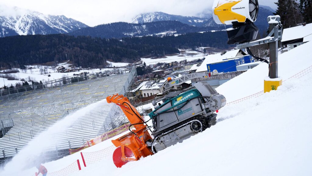 Pfanzelt Schladming 240207_moritz_schneefraese_traktionsseilwinde