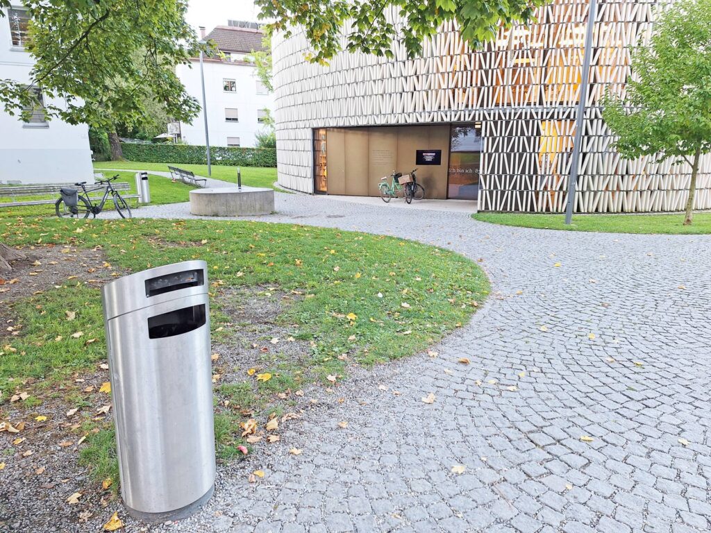 Solar-Presshaie schlucken mehr: Dornbirn setzt auf innovative Abfallbehälter 3 Abfallhai Dornbirn