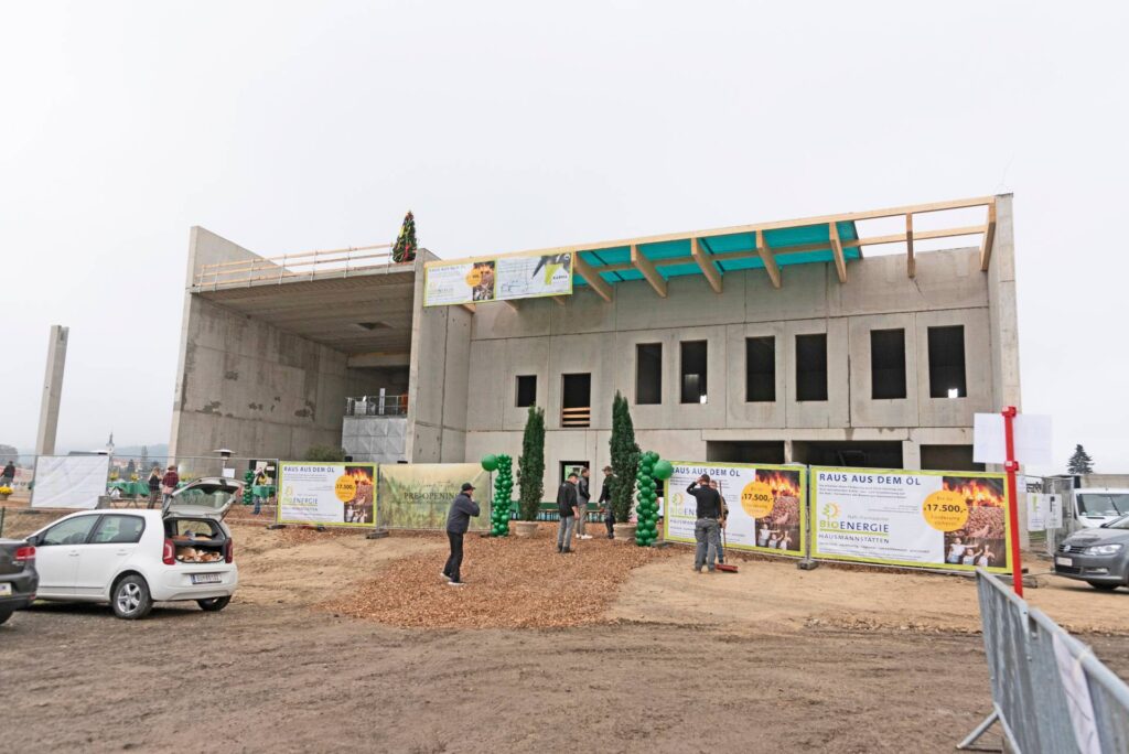 Bioenergie Hausmannstätten:aus Holzabfall wird Nahwärme 1 Heizwerk Hausmannstätten