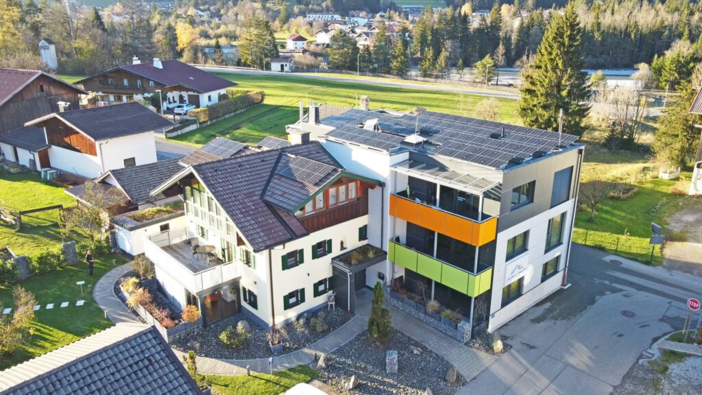 Pellets außen lagern, innen Platz schaffen: So gelingt die richtige Speicherwahl 6 Mall Alpenapart-Singer_0