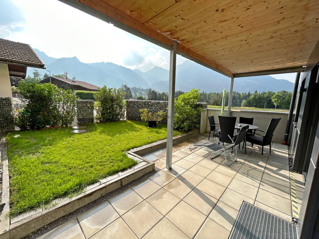 Pellets außen lagern, innen Platz schaffen: So gelingt die richtige Speicherwahl 5 Mall Alpenapart-Singer_2