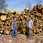 Ing. Reinhard Kremser vom E-Filter-Hersteller Ionitec (links) und Heizwart Michael Lausenhammer (rechts). Heizwerk Seekirchen